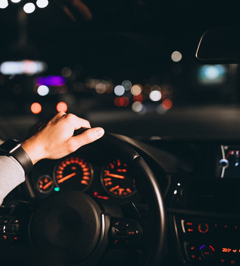 El Supremo establece que la ratio 1/30 no es suficiente para denegar autorizaciones VTC si no se justifica su necesidad y proporcionalidad.